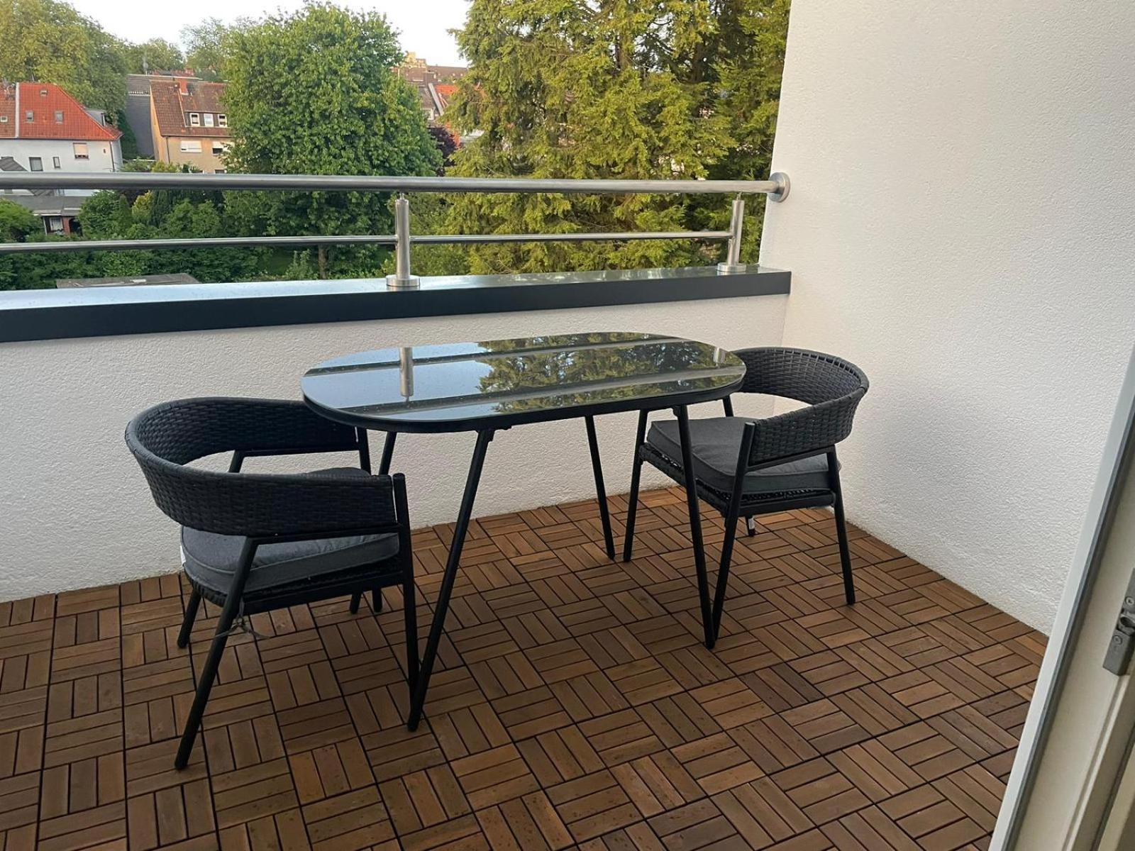 Moderne Ferienwohnung In Gelsenkirchen-Schalke Fuer 1 Bis 7 Personen Mit Terrasse, Ideal Fuer Gruppen & Stadionbesuche Buitenkant foto